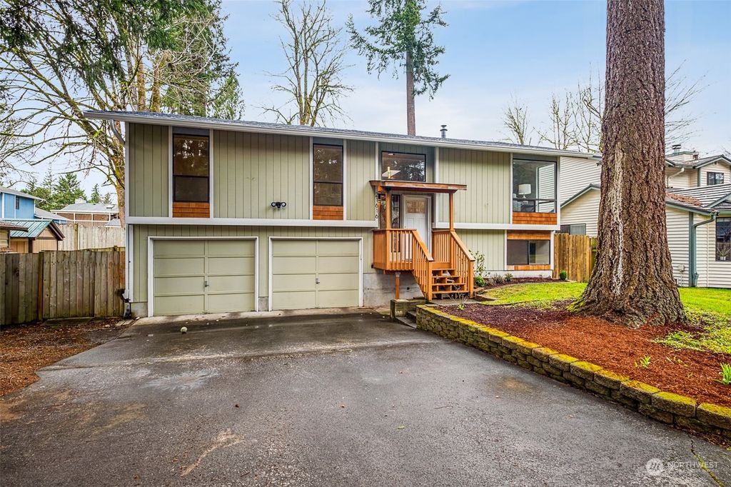 Photo of 21616 SE 271st Street, Maple Valley, WA 98038 (MLS # 2199187)