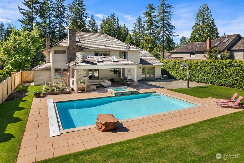 Photo of 15521 29th Avenue SE, Mill Creek, WA 98012 (MLS # 2249759)