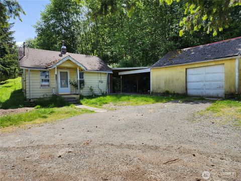 Photo of 111 Cedar Avenue S, Eatonville, WA 98321 (MLS # 2525984)