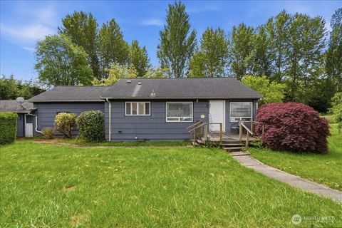 Photo of 3287 Olive Way, Longview, WA 98632 (MLS # 2526609)