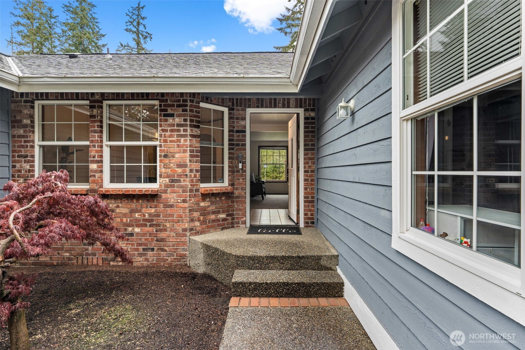 6620 N Van Decar Road SE