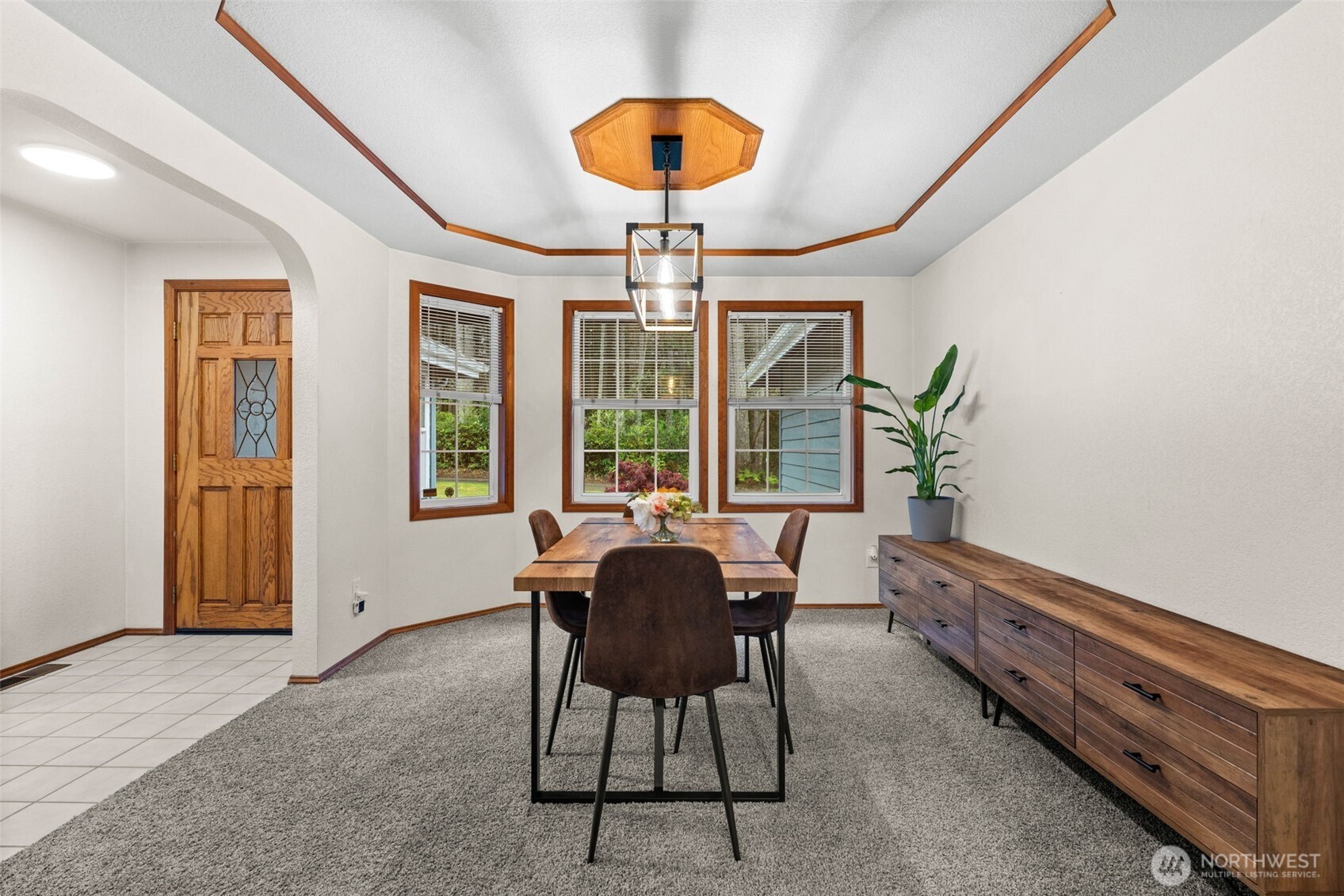 6620 N Van Decar Road SE