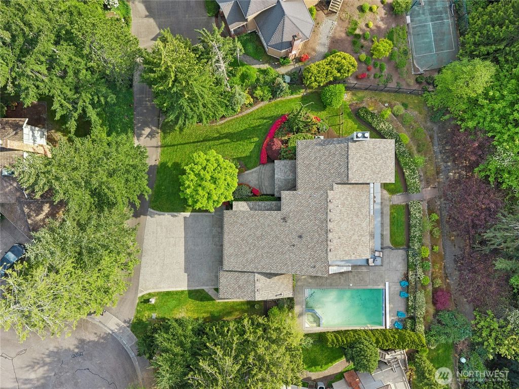 Photo of 20005 NE 42nd Street, Sammamish, WA 98074 (MLS # 2514846)