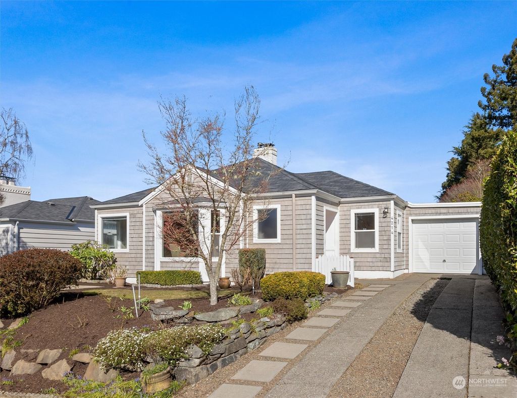 Photo of 4214 W Dravus Street, Seattle, WA 98199 (MLS # 2212928)