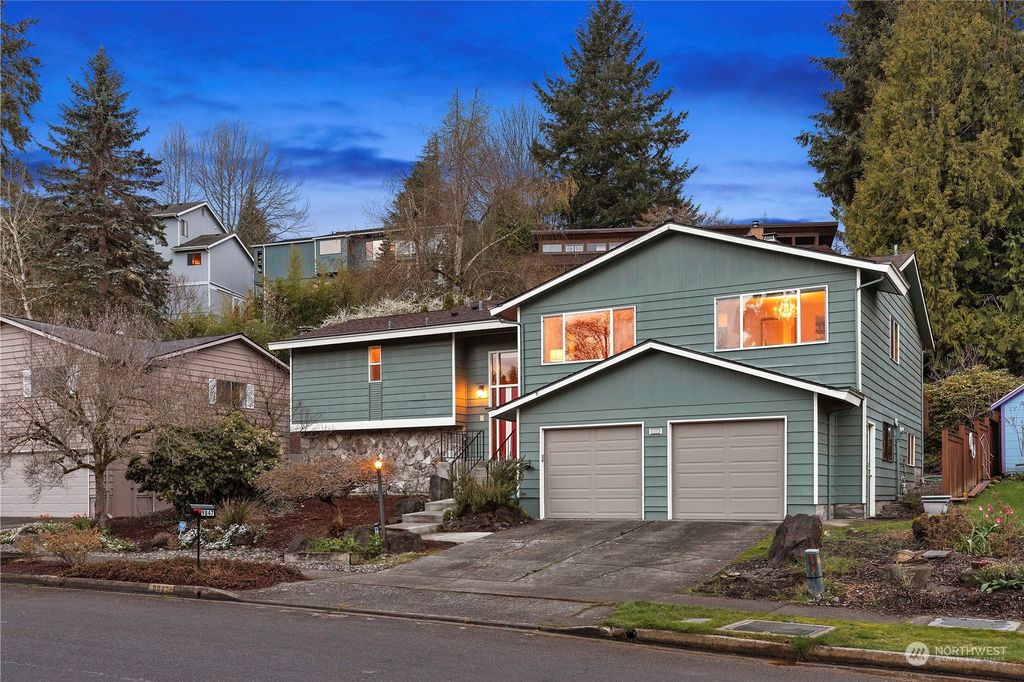 Photo of 9847 43rd Place NE, Seattle, WA 98115 (MLS # 2057318)