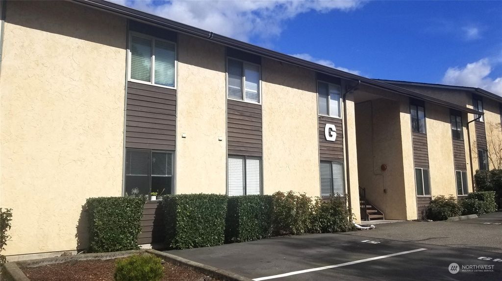 Photo of 14500 124th Avenue NE #52G, Kirkland, WA 98034 (MLS # 2206445)