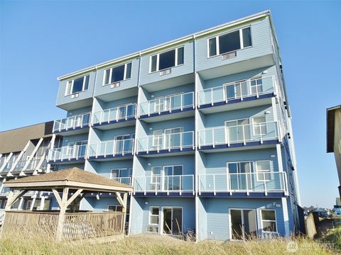 Photo of 1307 Ocean Shores Boulevard SW #N11, Ocean Shores, WA 98569 (MLS # 2467142)