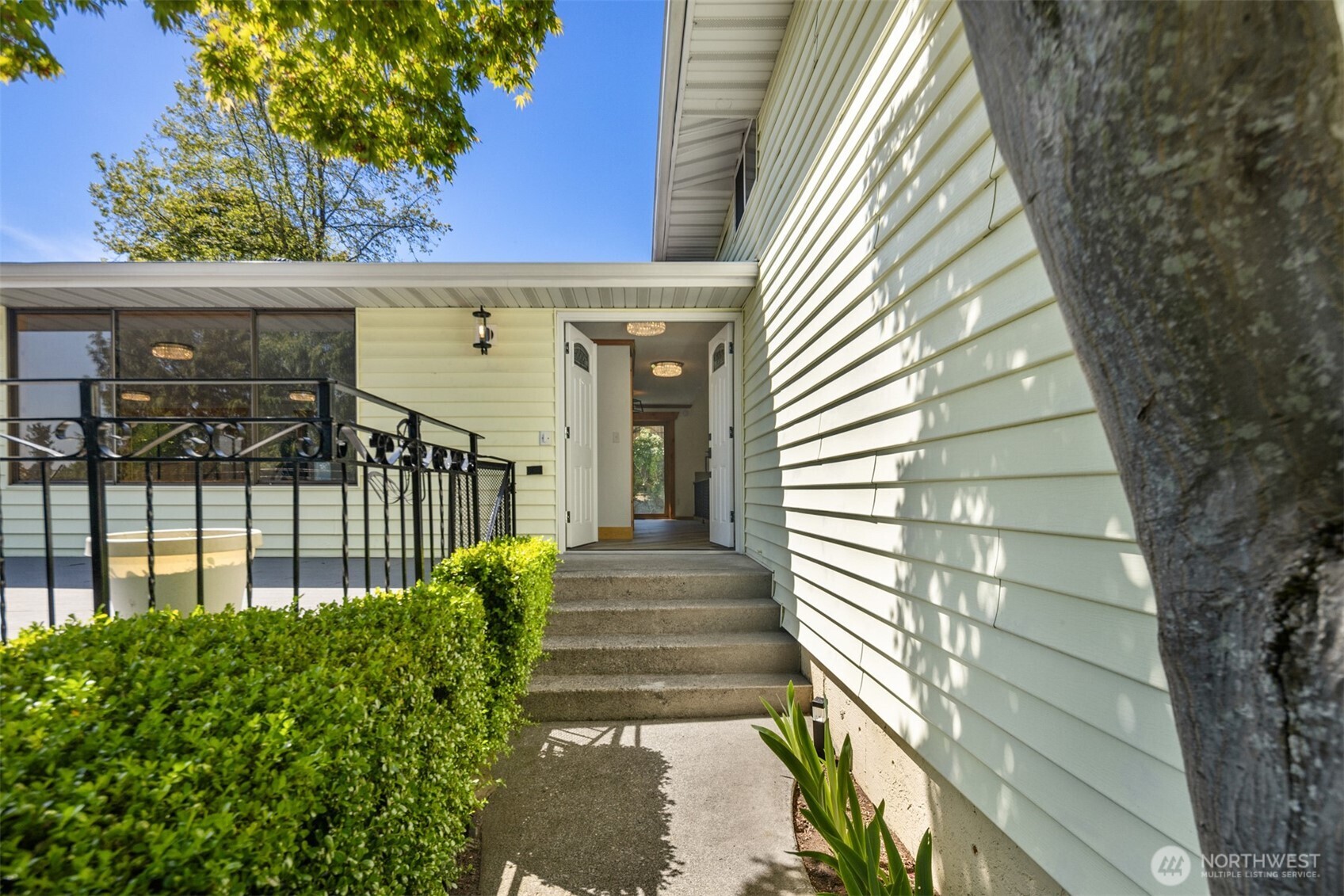 20027 106th Avenue NE