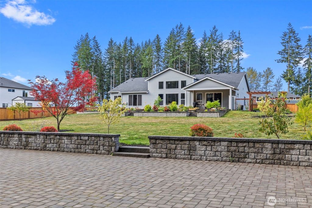 Photo of 11927 137th Drive NE, Lake Stevens, WA 98258 (MLS # 2456198)