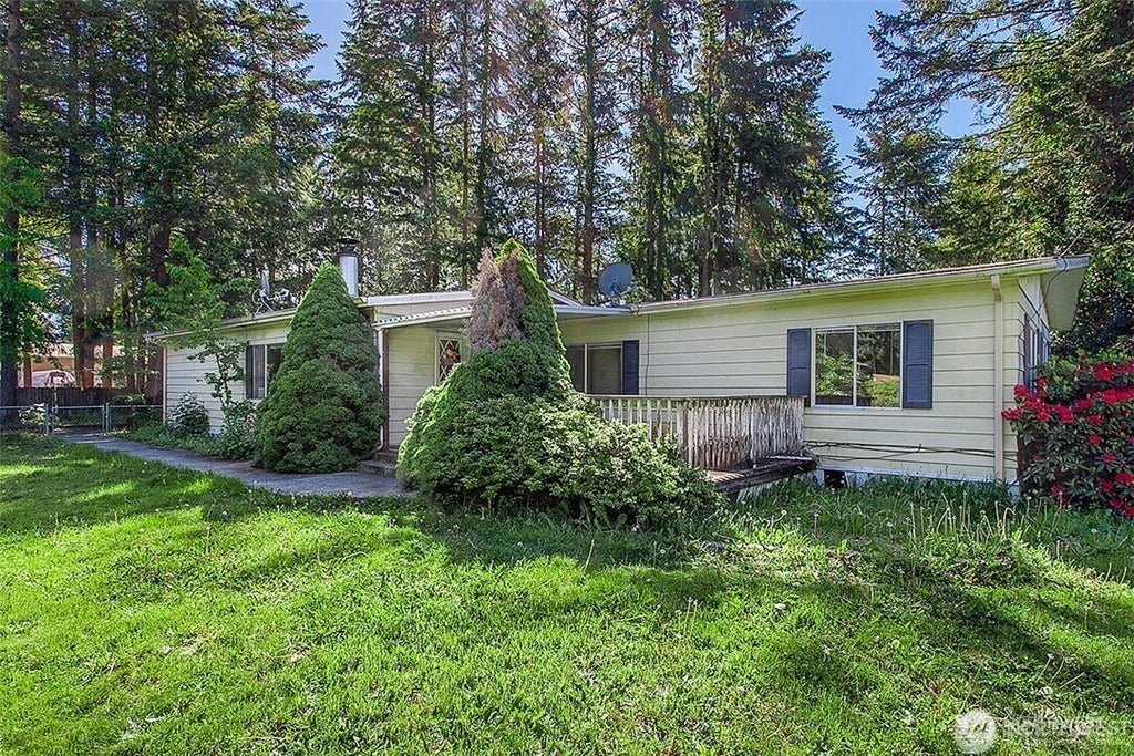Photo of 21805 279th Street, Maple Valley, WA 98038 (MLS # 2543642)