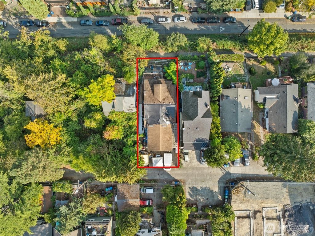 Photo of 3925 S Americus Street, Seattle, WA 98118 (MLS # 2451633)