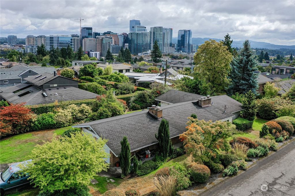 Photo of 9703 NE 14th Street, Clyde Hill, WA 98004 (MLS # 2164232)