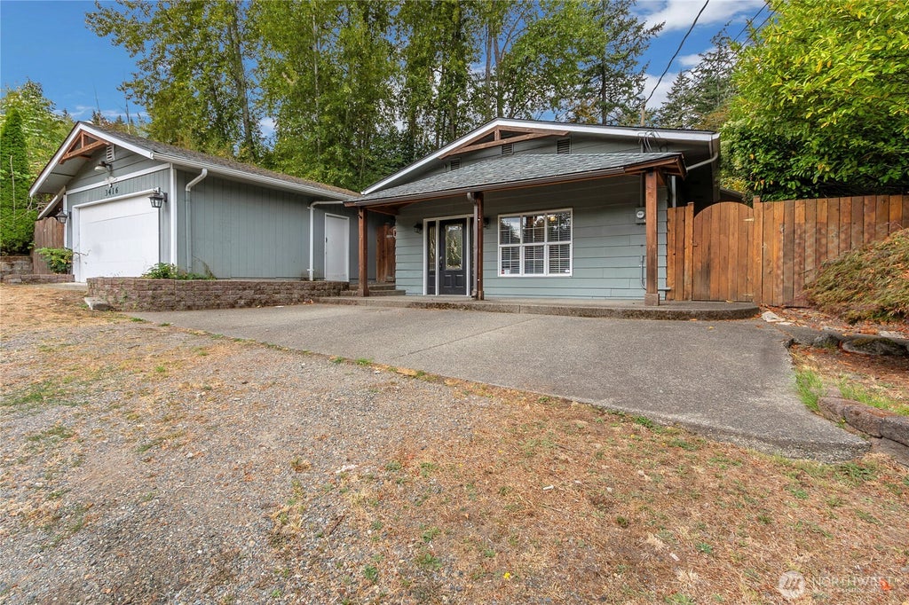 Photo of 3416 Waller Road E, Tacoma, WA 98443 (MLS # 2577707)