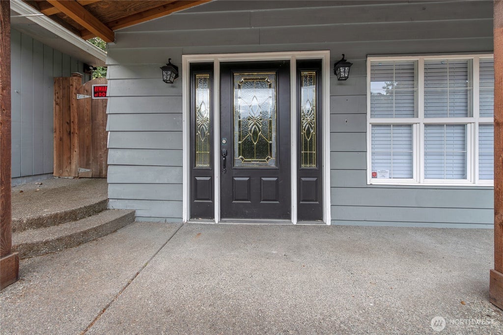 Photo of 3416 Waller Road E, Tacoma, WA 98443 (MLS # 2577707)