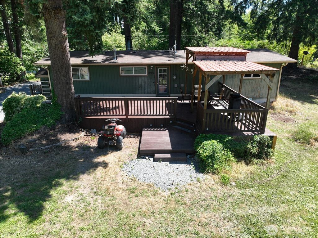 Photo of 36204 108th Avenue Ct E, Eatonville, WA 98328 (MLS # 2479035)