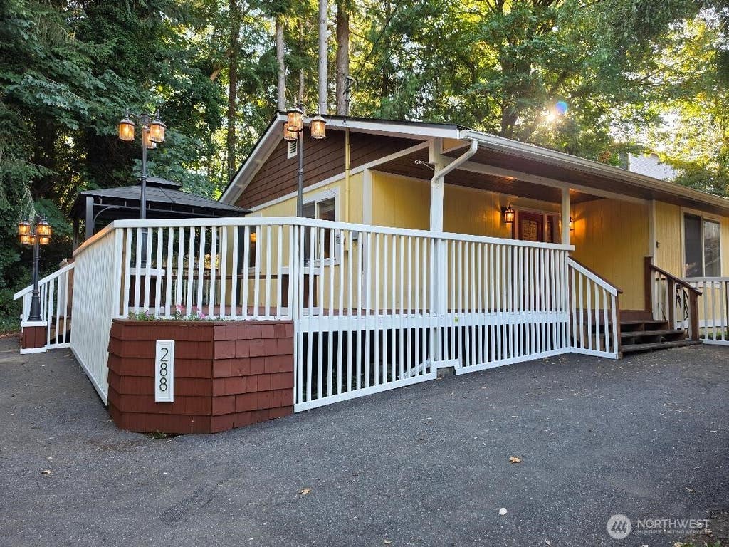 Photo of 288 Decatur Avenue, Port Orchard, WA 98366 (MLS # 2575260)