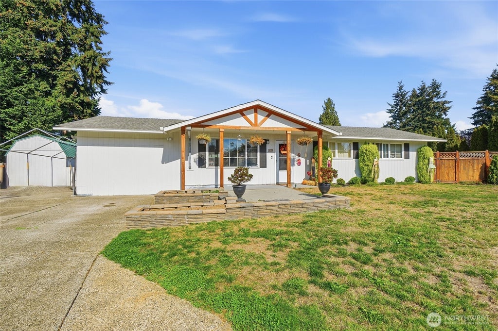 Photo of 30013 45th Place S, Auburn, WA 98001 (MLS # 2588449)
