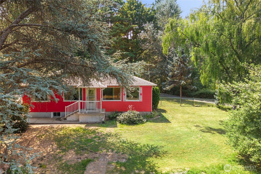 Photo of 20509 NE State Highway 305 NE NE, Poulsbo, WA 98370 (MLS # 2561007)