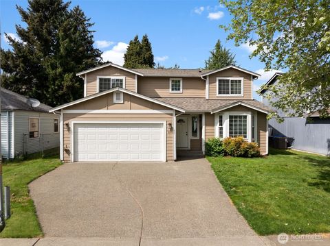 Photo of 511 Harrison Street, Sumner, WA 98390 (MLS # 2494764)