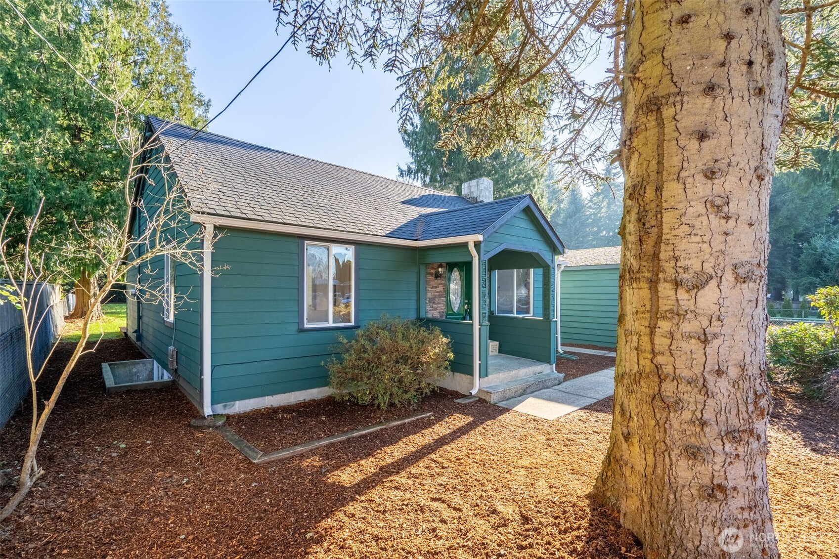 8702 Cabot Street SE