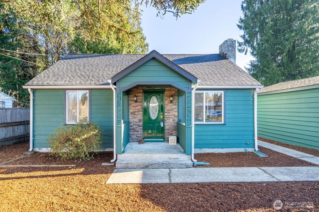 Photo of 8702 Cabot Street SE, Tumwater, WA 98501 (MLS # 2468829)