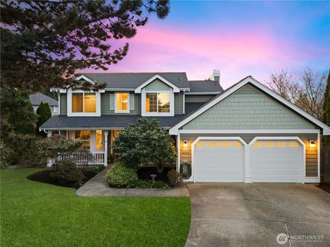 Photo of 12923 86th Avenue NE, Kirkland, WA 98034 (MLS # 2483343)
