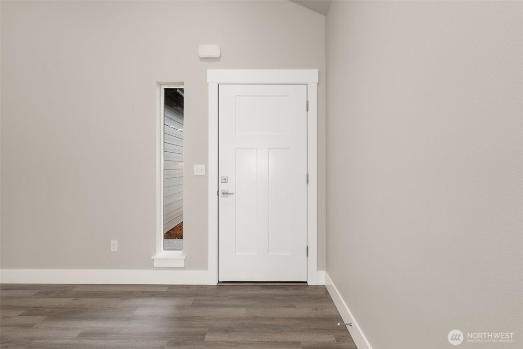 Photo of 208 Shannon Lewis Lane, Winlock, WA 98596 (MLS # 2485377)