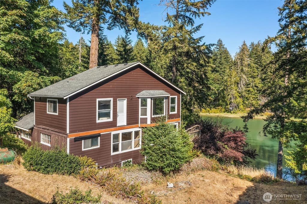 Photo of 9023 Michael Lane NW, Gig Harbor, WA 98332 (MLS # 2574313)
