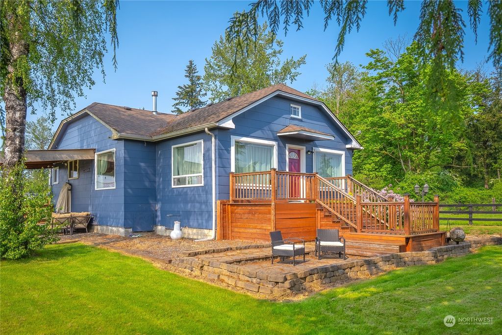 Photo of 20722 SE 400th Street, Enumclaw, WA 98022 (MLS # 2048661)