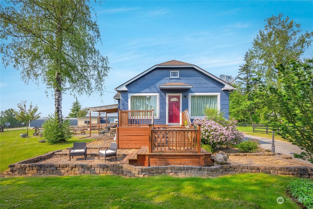 Photo of 20722 SE 400th Street, Enumclaw, WA 98022 (MLS # 2048661)