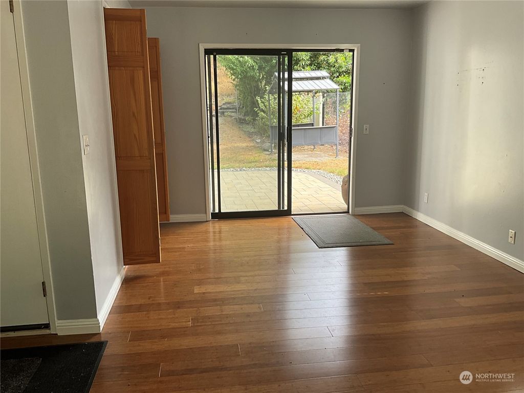 Photo of 6103 227th Street SW, Mountlake Terrace, WA 98043 (MLS # 2150210)