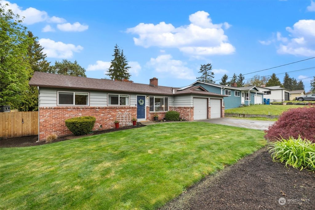 Photo of 7115 188th Place SW, Lynnwood, WA 98036 (MLS # 2224448)