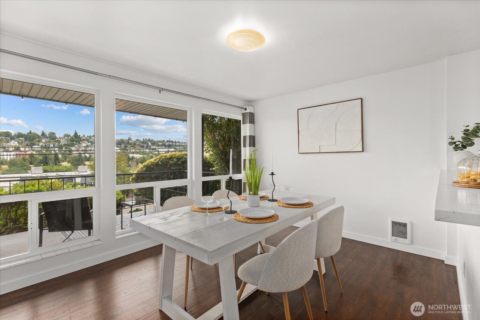 2636 22nd Avenue W 101