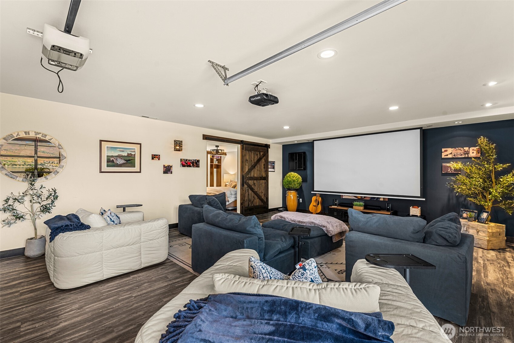 Chelan, Washington, 98816, United States, 3 Bedrooms Bedrooms, ,5 BathroomsBathrooms,Residential,Active,2051943
