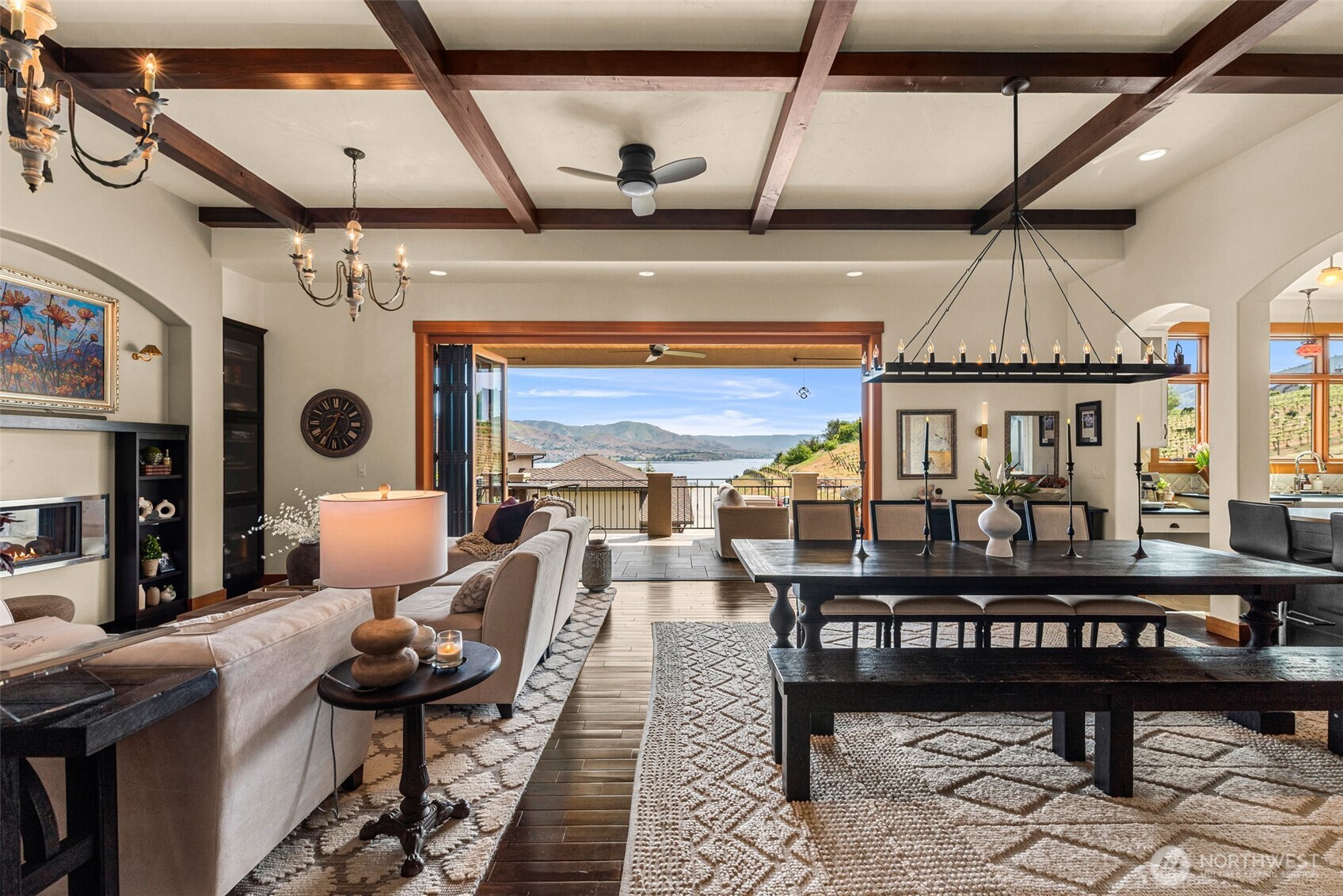 Chelan, Washington, 98816, United States, 3 Bedrooms Bedrooms, ,5 BathroomsBathrooms,Residential,Active,2051943