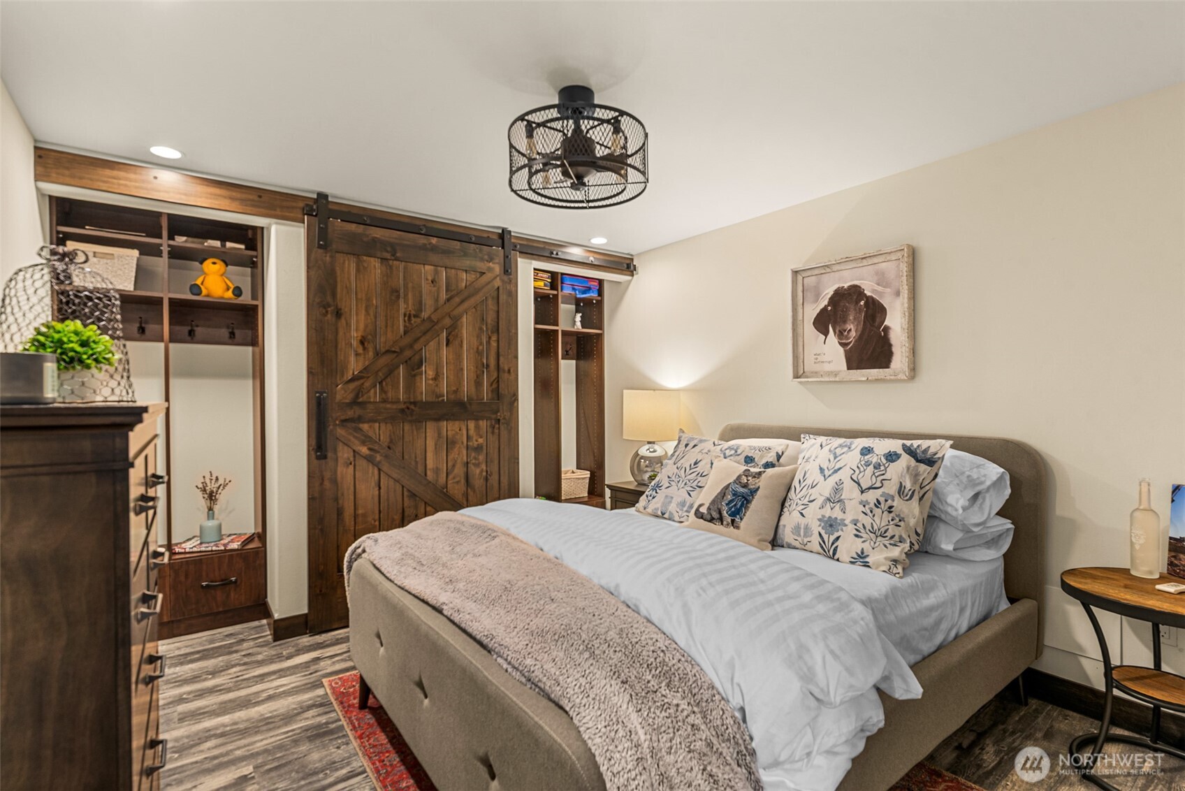 Chelan, Washington, 98816, United States, 3 Bedrooms Bedrooms, ,5 BathroomsBathrooms,Residential,Active,2051943