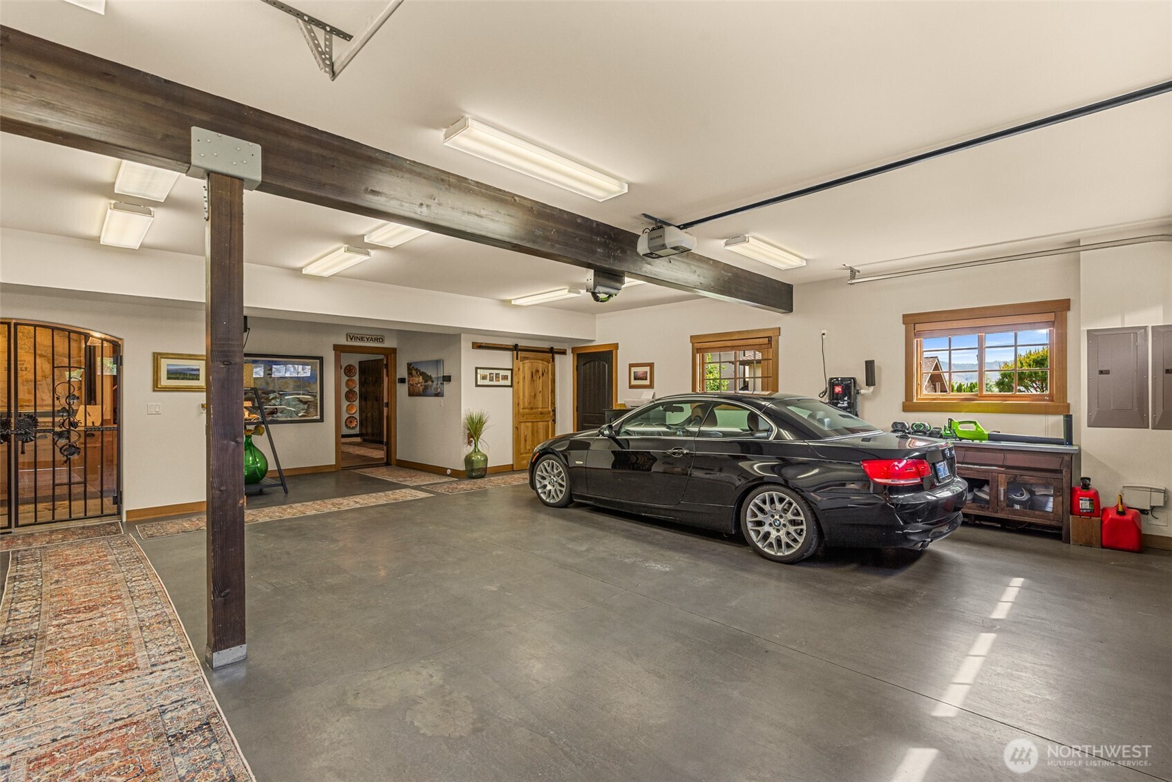 Chelan, Washington, 98816, United States, 3 Bedrooms Bedrooms, ,5 BathroomsBathrooms,Residential,Active,2051943