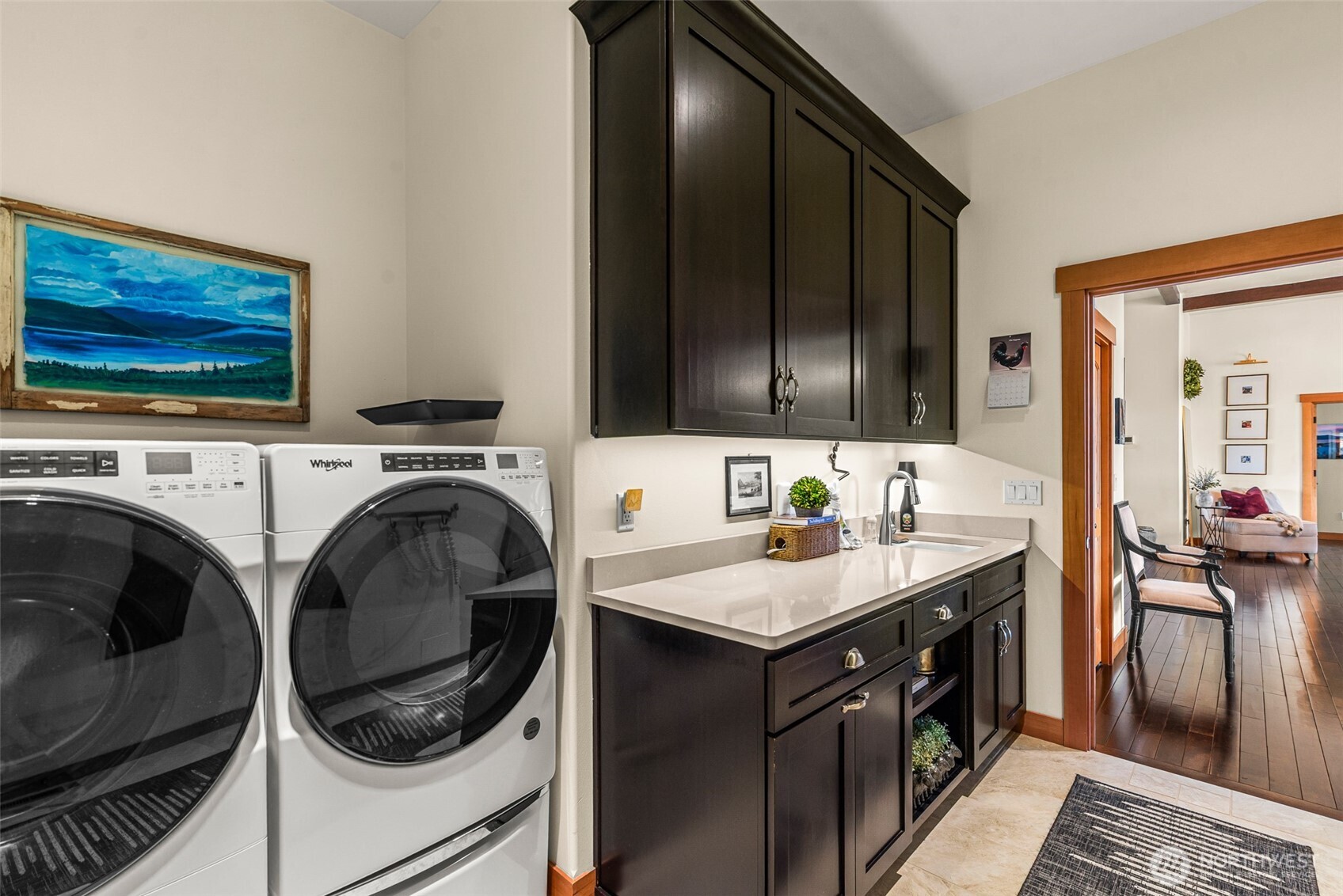 Chelan, Washington, 98816, United States, 3 Bedrooms Bedrooms, ,5 BathroomsBathrooms,Residential,Active,2051943