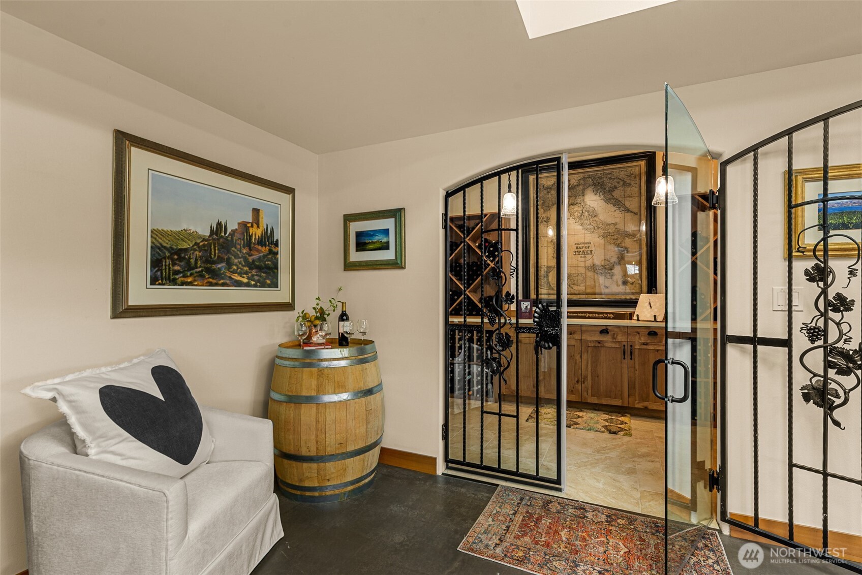Chelan, Washington, 98816, United States, 3 Bedrooms Bedrooms, ,5 BathroomsBathrooms,Residential,Active,2051943