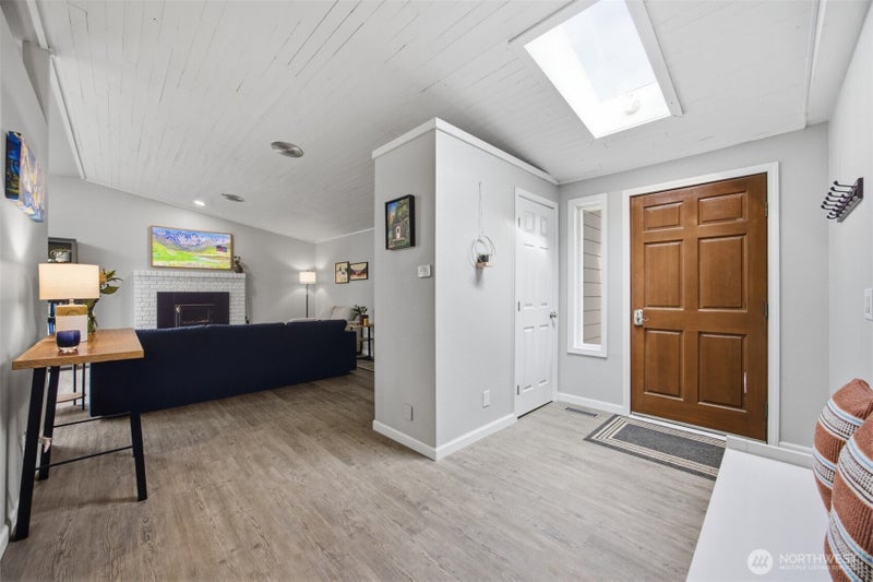 2809 St Clair