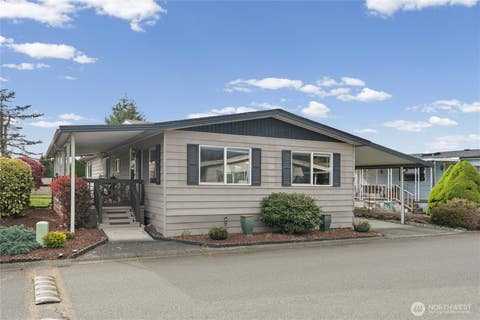 Photo of 1402 22nd Street NE #261, Auburn, WA 98002 (MLS # 2508269)