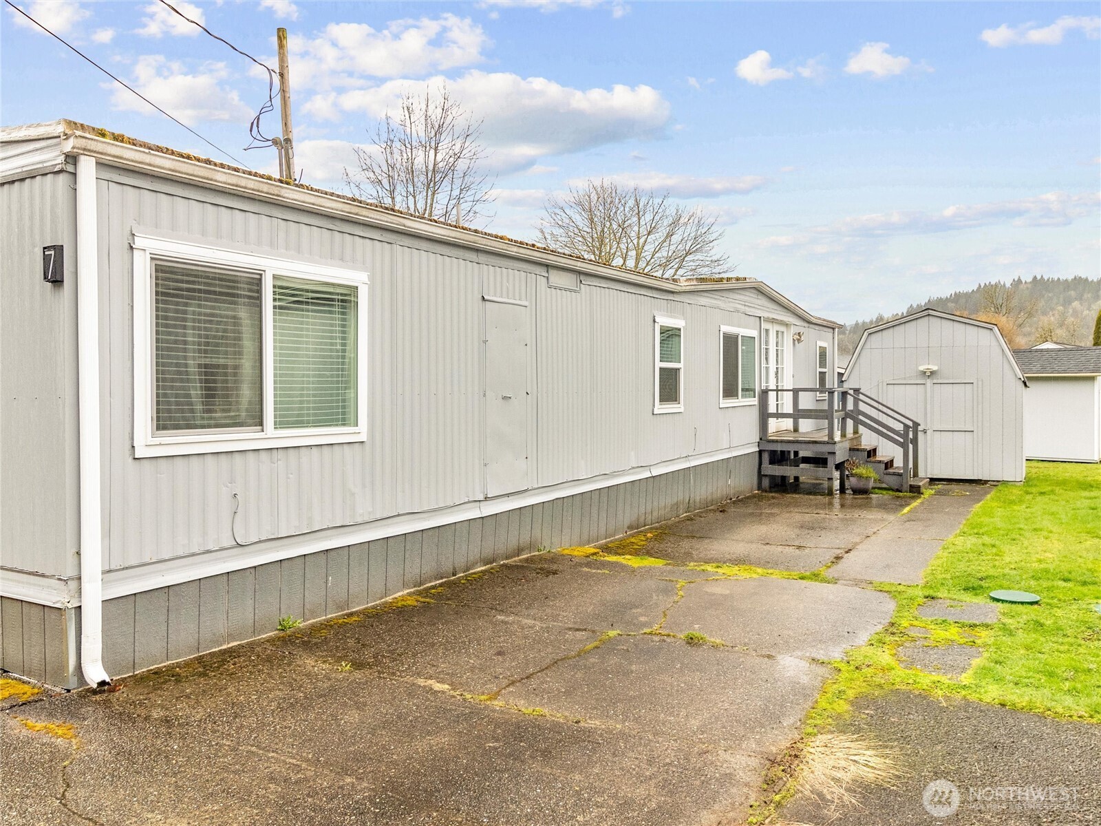 4045 49th Avenue SW 7