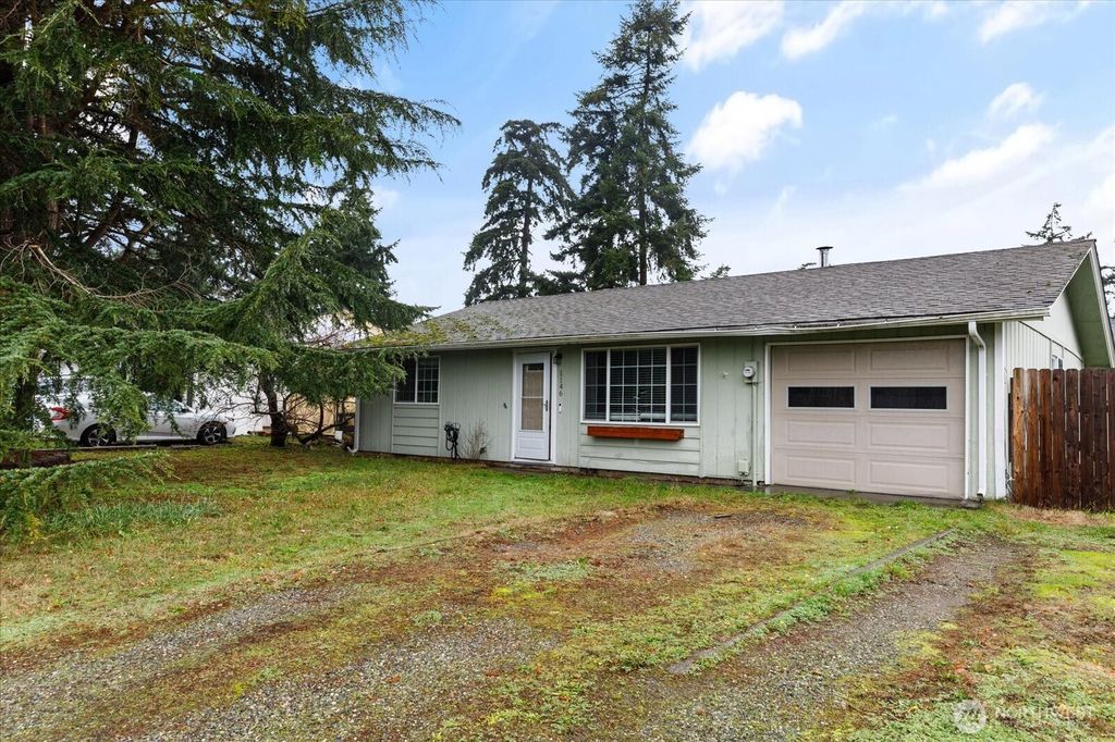 Photo of 1146 Ridgeway Drive, Oak Harbor, WA 98277 (MLS # 2460336)