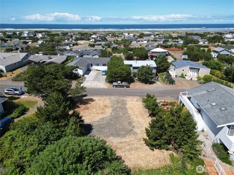 Photo of 34504 J Place, Ocean Park, WA 98640 (MLS # 2526583)