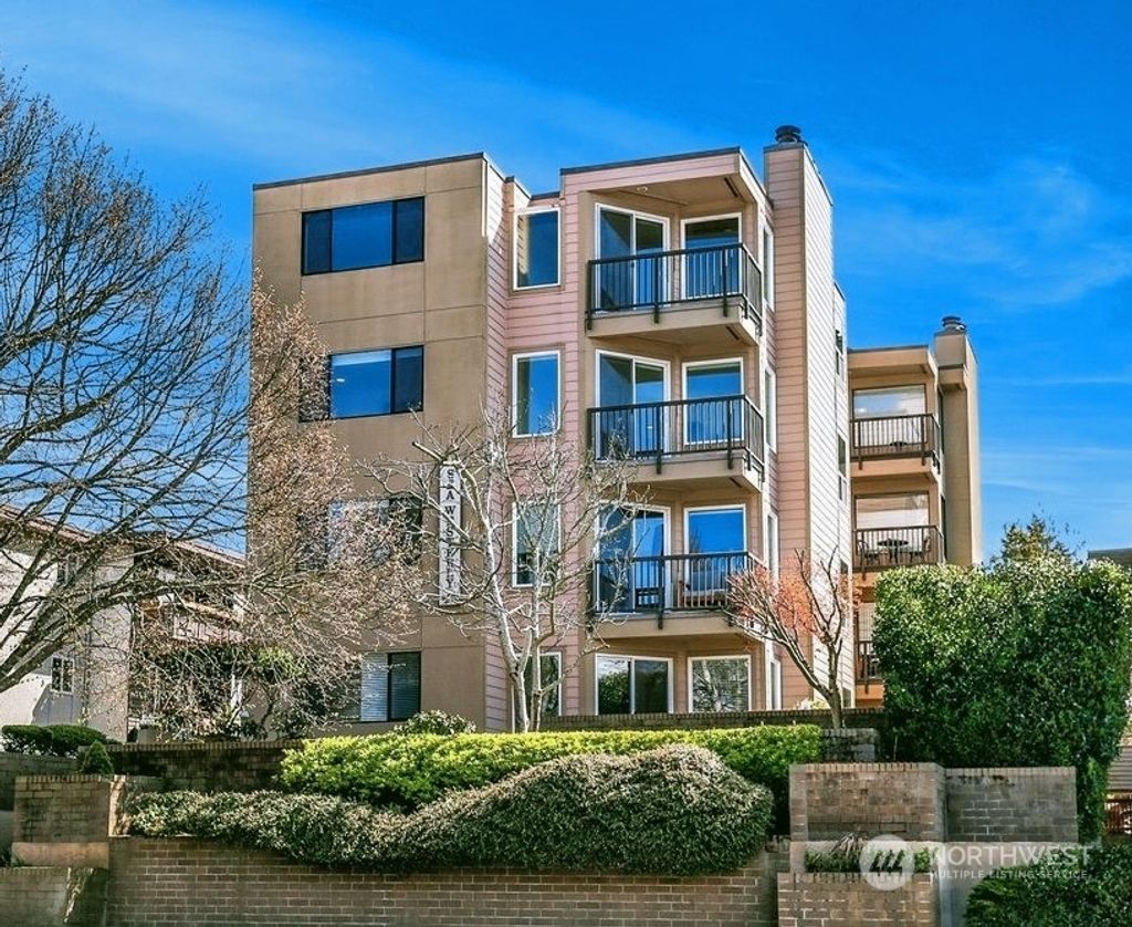 Photo of 5642 California Avenue SW #2, Seattle, WA 98136 (MLS # 2077928)