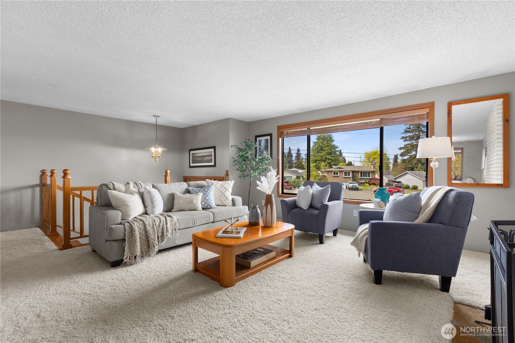 1827 N Whitman Street