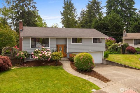 Photo of 1827 N Whitman Street, Tacoma, WA 98406 (MLS # 2508138)