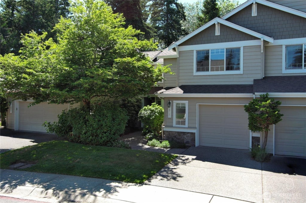 Photo of 575 Elma Avenue NE, Renton, WA 98059 (MLS # 2578687)