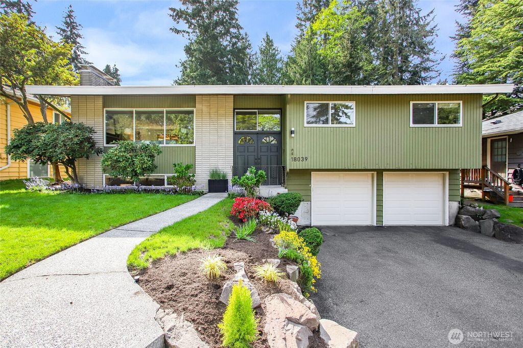 Photo of 18039 Burke Avenue N, Shoreline, WA 98133 (MLS # 2366927)