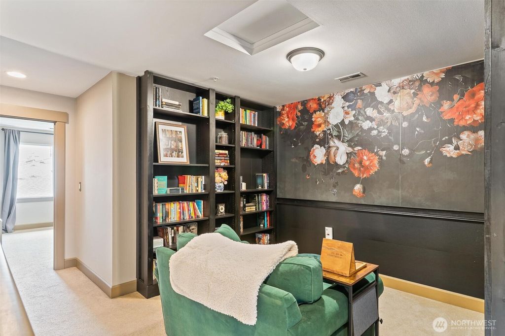Photo of 2115 201st Place SE #L2, Bothell, WA 98012 (MLS # 2429907)